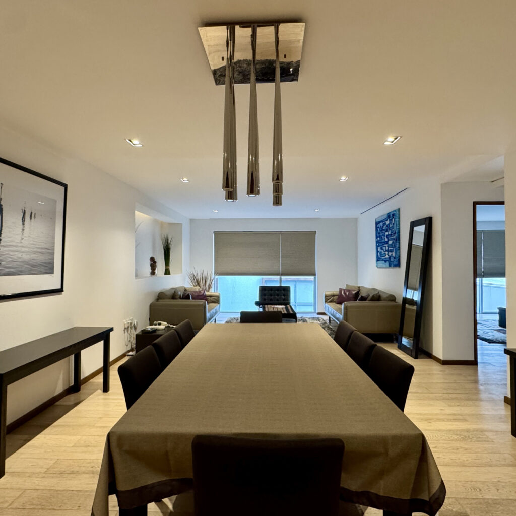 $70,000 MXN En Renta
    
        
    


    
        
            Hab: 2
        
        
            Baños: 2
        
        
            155 m²